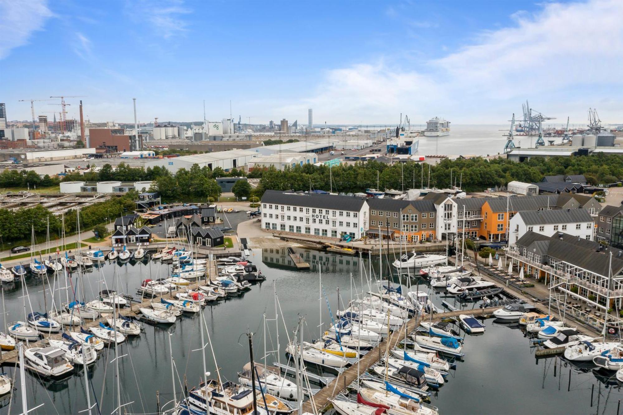 Bb-Hotel Aarhus Havnehotellet Dış mekan fotoğraf